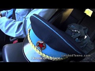 brittish police woman handjob in car